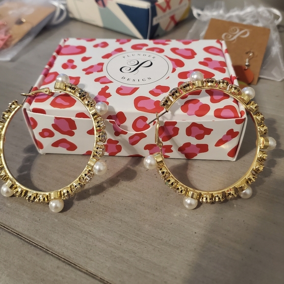 Plunder Kirby Earrings - Picture 4 of 4